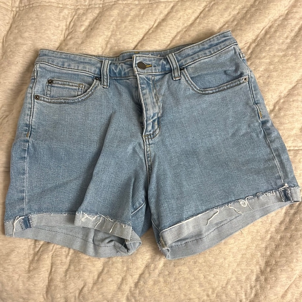 Denim shorts medium